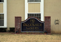 Brookside Gardens in Tulsa, OK - Foto de edificio - Building Photo