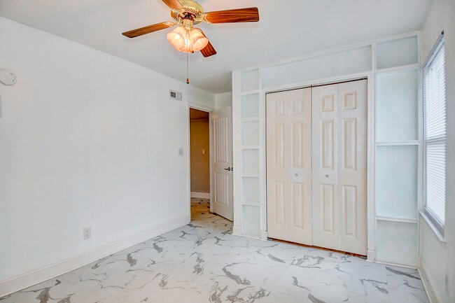 3813 Clearwood Ct in Virginia Beach, VA - Building Photo - Building Photo