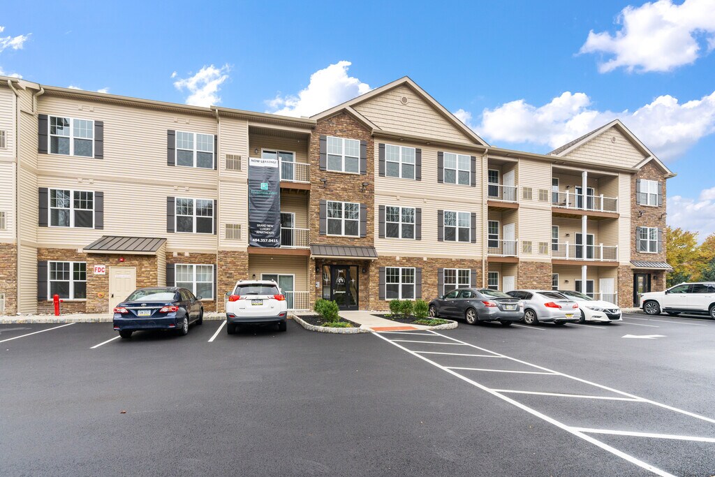 Riverview West Apartments Bethlehem, PA Apartments