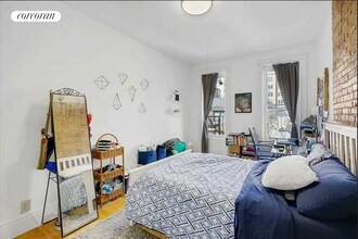 423 E 84th St in New York, NY - Building Photo - Building Photo