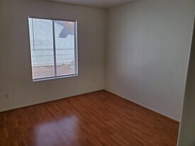 510 W Sereno Dr in Gilbert, AZ - Building Photo