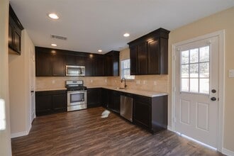 3615 Kennington Ct in Huffman, TX - Building Photo - Building Photo