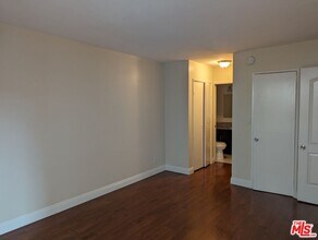 633 N Sweetzer Ave in West Hollywood, CA - Building Photo - Building Photo