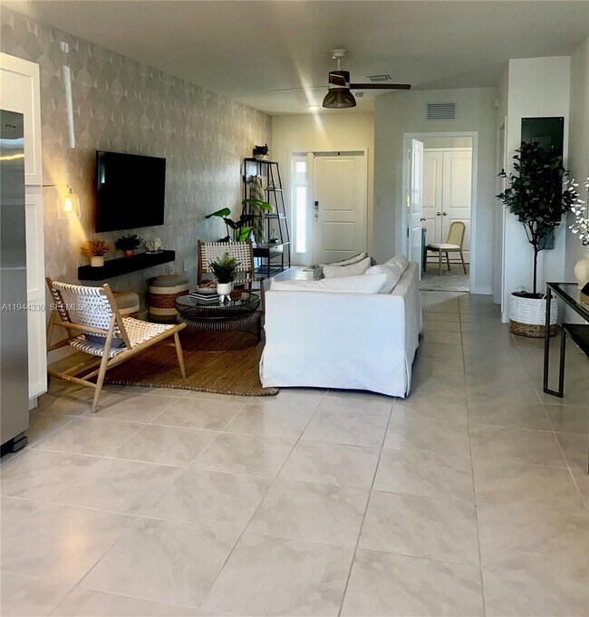 453 NE 5th St in Florida City, FL - Building Photo - Building Photo