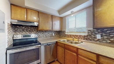 Applewood Gables Townhomes in Golden, CO - Building Photo - Building Photo