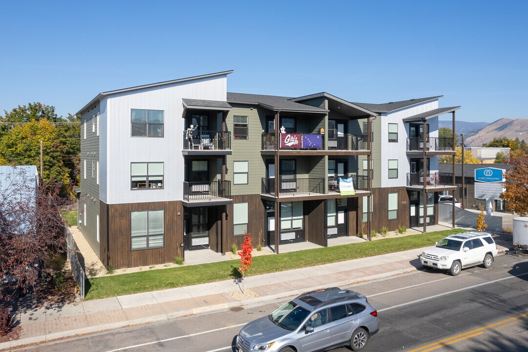 South Avenue Lofts in Missoula, MT - Foto de edificio