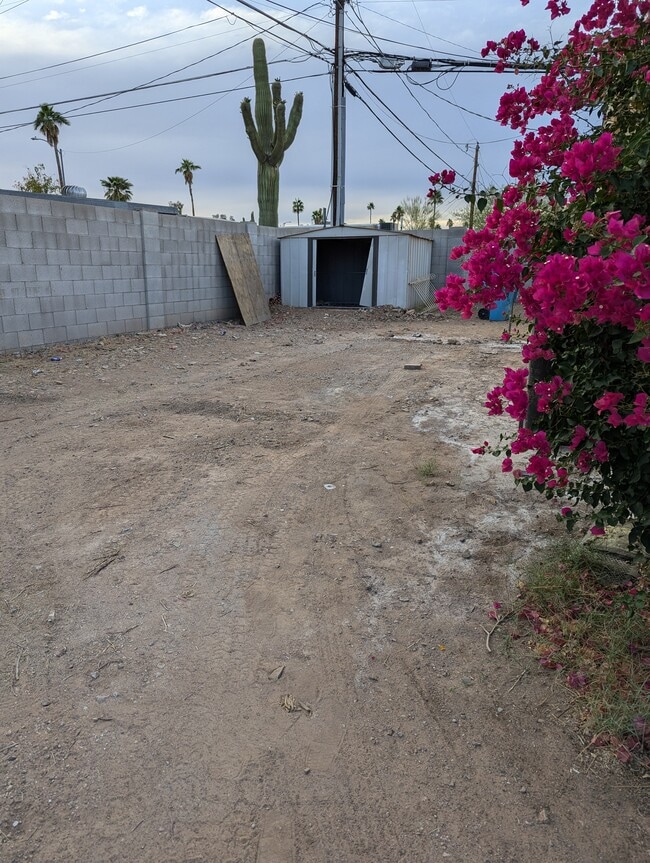 12842 N 20th St in Phoenix, AZ - Building Photo - Building Photo