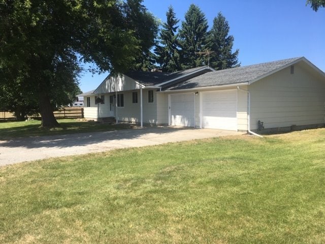 property at 13615 W Prairie Ave