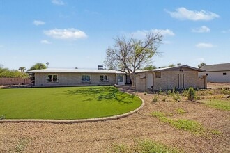 6315 E Delcoa Ave in Scottsdale, AZ - Building Photo - Building Photo