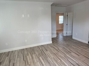 1143 W 163rd St in Gardena, CA - Foto de edificio - Building Photo