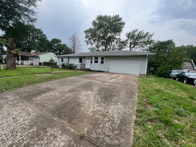 5208 Harvard Ave in Raytown, MO - Building Photo - Building Photo