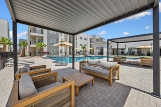 Desert Commons East in El Paso, TX - Foto de edificio - Building Photo