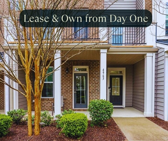 4963 Highcroft Dr in Cary, NC - Building Photo