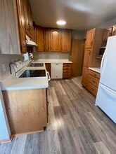 1422 9th St NW in Cedar Rapids, IA - Building Photo - Building Photo