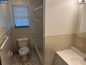 252 Collignon Way in River Vale, NJ - Building Photo - Building Photo