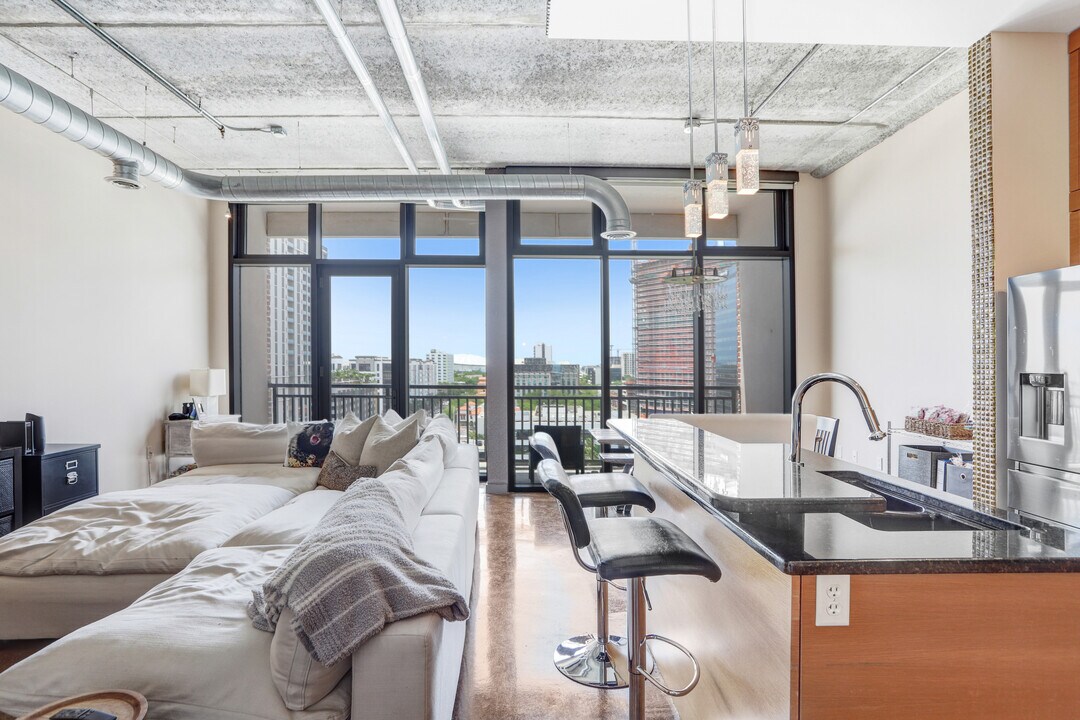 175 2nd St S, Unit 1014 in St. Petersburg, FL - Building Photo
