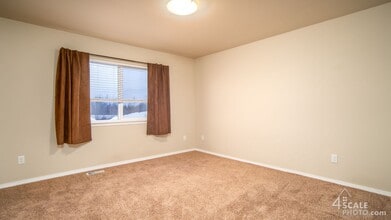 6218 Ophir Dr in Anchorage, AK - Building Photo - Building Photo