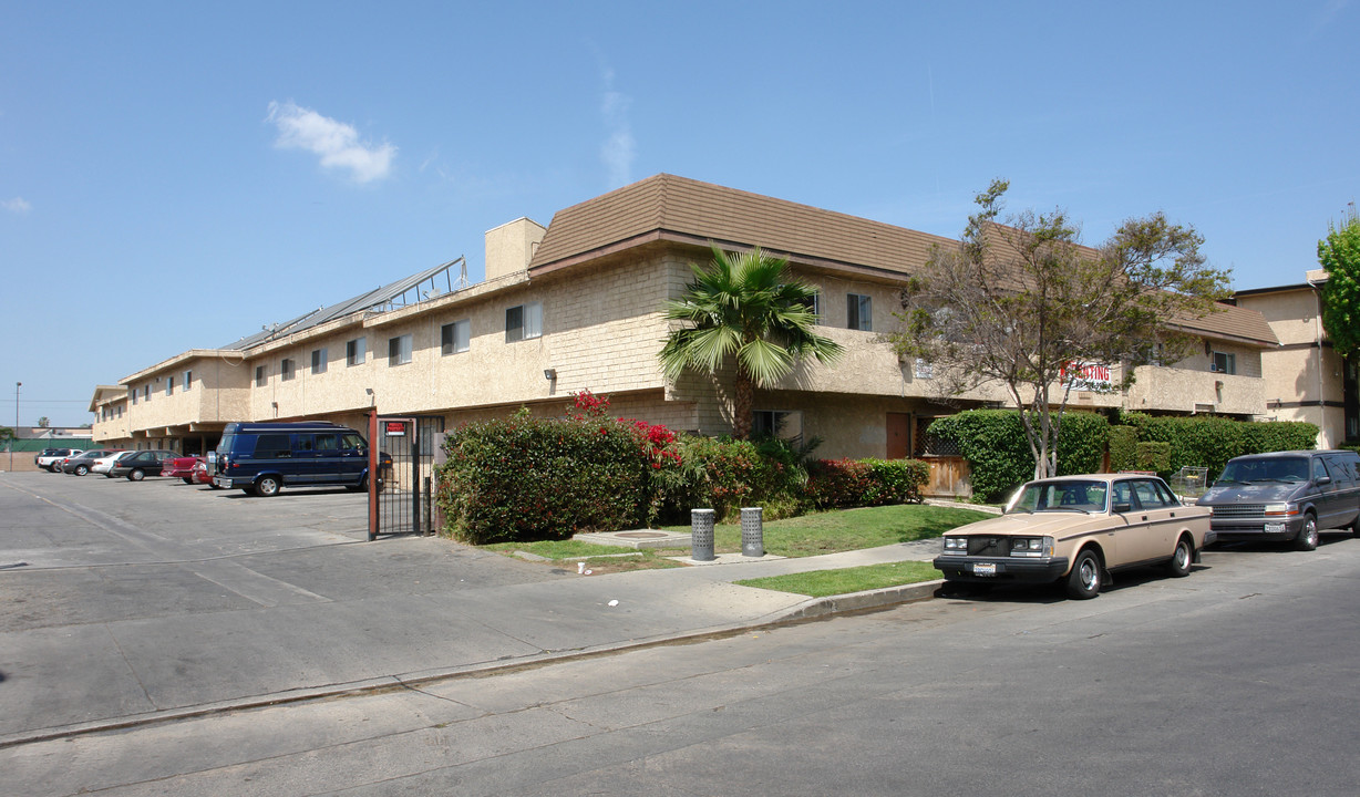 Columbus Terrace in North Hills, CA - Building Photo