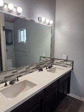 4859 Stuart Dr in Santa Maria, CA - Foto de edificio - Building Photo