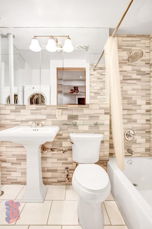 345 W 53rd St, Unit 1C in New York, NY - Building Photo - Building Photo