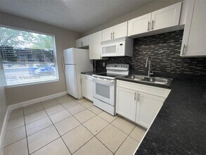 2173 SW 80th Terrace in Miramar, FL - Building Photo - Building Photo