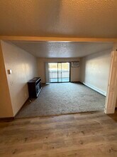 235 Echo Cir SE in Hutchinson, MN - Building Photo - Building Photo