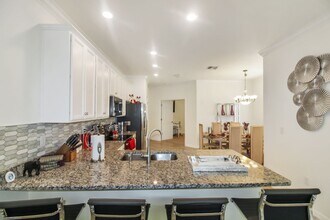 9937 Haze Dr in Venice, FL - Building Photo - Building Photo