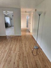 58 Guilford Park Dr in West Babylon, NY - Building Photo - Building Photo