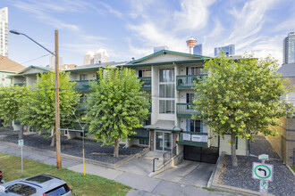 Polo Terrace in Calgary, AB - Building Photo - Primary Photo