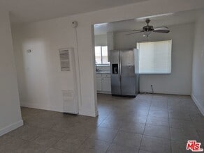 959 S Soto St in Los Angeles, CA - Building Photo - Building Photo