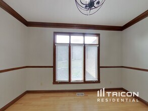 6055 Fawnwood Dr in Greenwood, IN - Building Photo - Building Photo