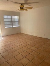 1855 Plunkett St in Hollywood, FL - Building Photo - Building Photo