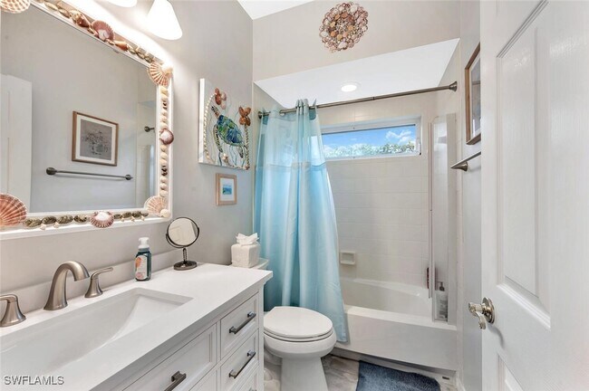 7090 Lone Oak Blvd in Naples, FL - Building Photo - Building Photo