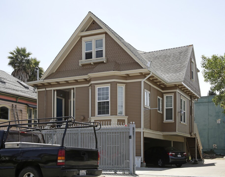 1612 Harmon St in Berkeley, CA - Foto de edificio