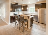 Woodbury Crossing Apartments and Townhomes in Olympia, WA - Building Photo - Building Photo