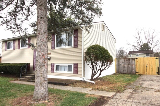 5071 Albany Dr in Columbus, OH - Building Photo - Building Photo