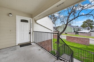 14555 Wunderlich Dr in Houston, TX - Building Photo - Building Photo