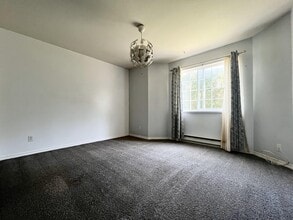 45669 McIntosh Drive110 in Chilliwack, BC - Building Photo - Building Photo