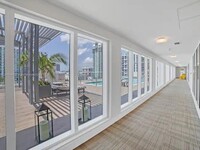 321 NE 26th St, Unit 810 in Miami, FL - Foto de edificio - Building Photo