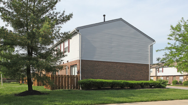 Carriage Station Homes in Cincinnati, OH - Foto de edificio - Building Photo