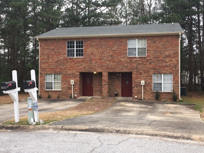 property at 8643 Waterford Way