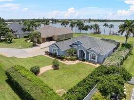 7358 Bent Grass Dr in Winter Haven, FL - Building Photo