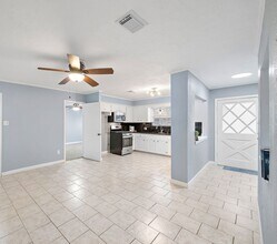 712 Damon St in Rosenberg, TX - Building Photo - Building Photo