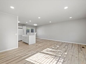 1006 Van Giesen St in Richland, WA - Building Photo - Building Photo