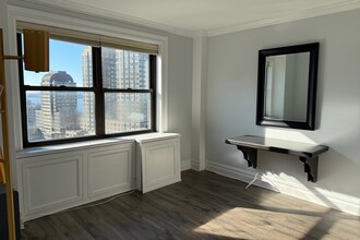 205 West End Ave in New York, NY - Building Photo - Building Photo