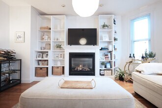 257 E St, Unit 1 in Boston, MA - Building Photo - Building Photo