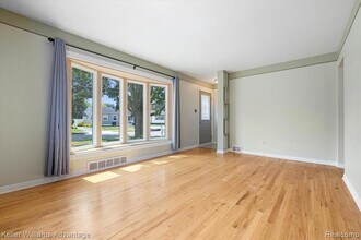 1023 Amelia St in Royal Oak, MI - Building Photo - Building Photo