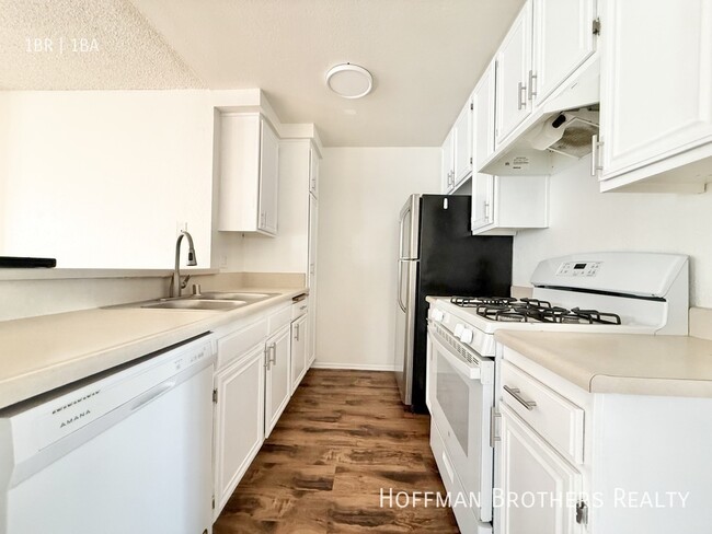 property at 9929 Sepulveda Blvd