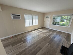 6048 Colfax Ave in Los Angeles, CA - Building Photo - Building Photo