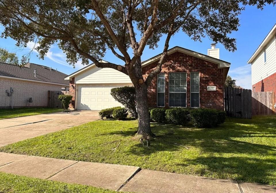 16322 Bettong Ct in Sugar Land, TX - Building Photo